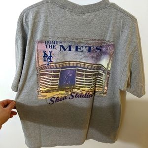 Men's Vintage New York Mets stadium collection tee shirt.  SHEA STADIUM.  SIZE L